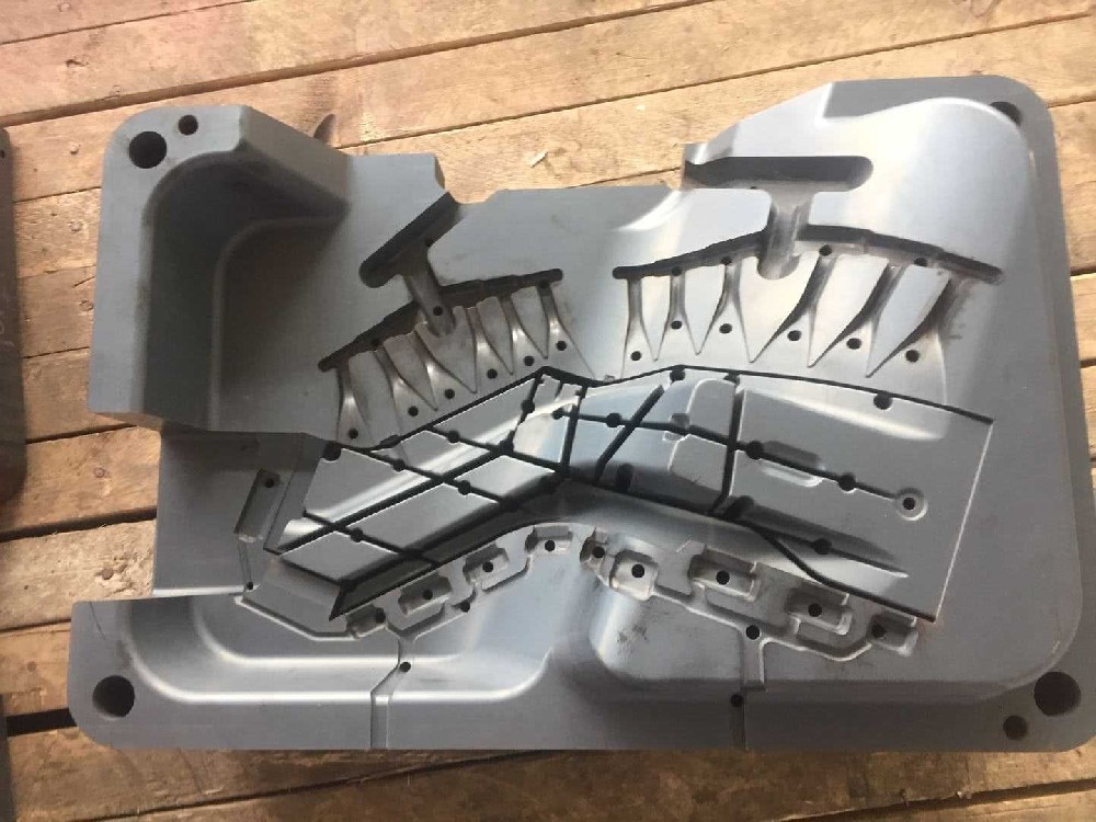 火花塞鎳合號是多少（火花塞鎳合號是多少號）